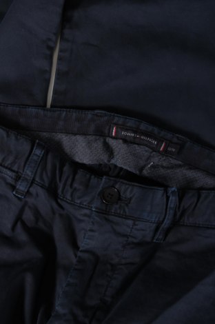 Pantaloni de bărbați Tommy Hilfiger, Mărime M, Culoare Albastru, Preț 203,78 Lei