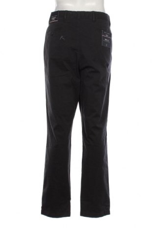 Pantaloni de bărbați Tommy Hilfiger, Mărime XL, Culoare Negru, Preț 349,54 Lei
