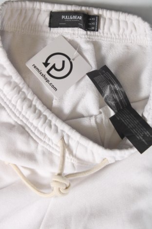 Ανδρικό αθλητικό παντελόνι Pull&Bear, Μέγεθος XS, Χρώμα Λευκό, Τιμή 23,71 €