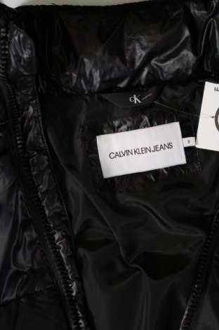 Мъжко яке Calvin Klein Jeans, Размер S, Цвят Черен, Цена 110,95 лв.