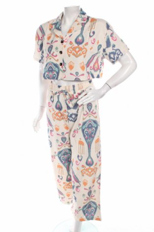Pijama BIANCO LUCCI, Mărime M, Culoare Multicolor, Preț 131,97 Lei