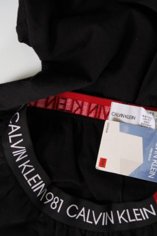 Пижама Calvin Klein Sleepwear, Размер M, Цвят Черен, Цена 54,00 лв.