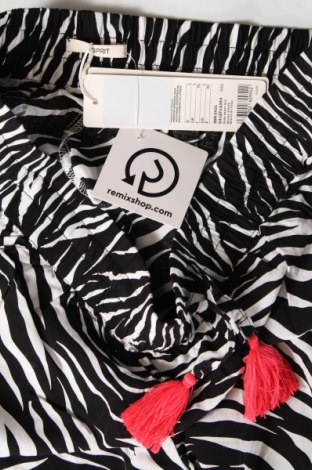 Pyjama Esprit, Größe L, Farbe Mehrfarbig, Preis 15,86 €