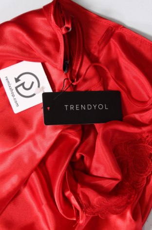Pyžamo Trendyol, Veľkosť L, Farba Červená, Cena  30,41 €
