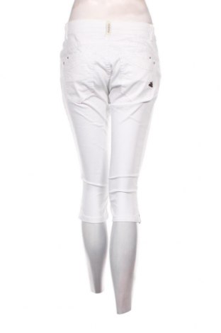 Γυναικείο κοντό παντελόνι Buena Vista, Μέγεθος S, Χρώμα Λευκό, Τιμή 4,01 €