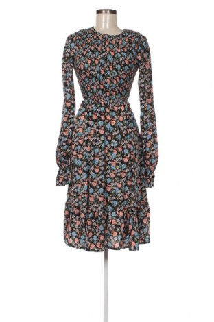 Kleid Boohoo, Größe XS, Farbe Mehrfarbig, Preis 16,06 €