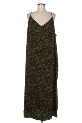 Kleid City Chic, Größe XXL, Farbe Mehrfarbig, Preis € 20,18