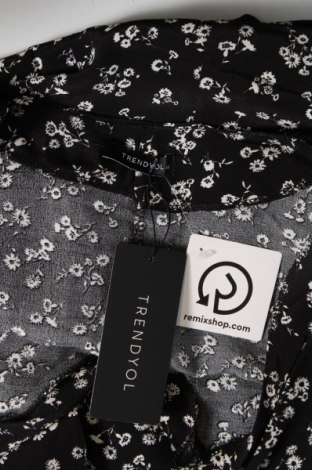 Šaty  Coton Du Monde, Velikost M, Barva Černá, Cena  253,00 Kč
