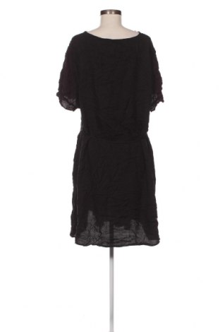 Šaty  Cotton On, Velikost 3XL, Barva Černá, Cena  352,00 Kč