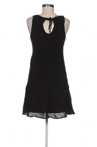 Φόρεμα Cropp, Μέγεθος XL, Χρώμα Μαύρο, Τιμή 21,03 €