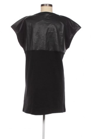 Kleid Emporio Armani, Größe XL, Farbe Schwarz, Preis 137,80 €