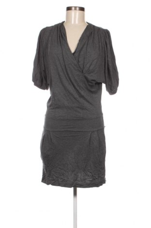 Φόρεμα French Connection, Μέγεθος S, Χρώμα Γκρί, Τιμή 3,28 €