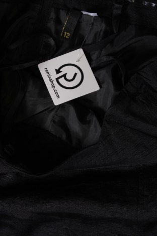 Kleid H&M Divided, Größe XL, Farbe Schwarz, Preis 10,28 €