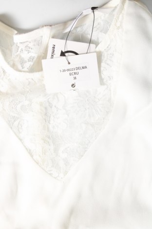 Kleid Irl, Größe M, Farbe Weiß, Preis 47,94 €