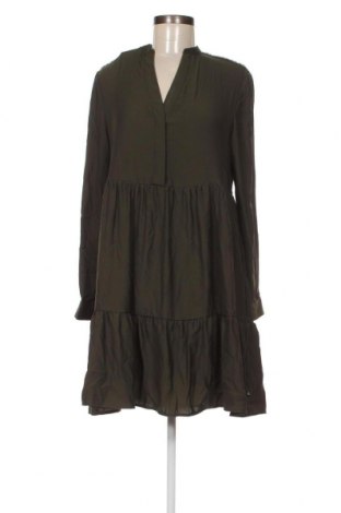 Kleid Le Temps Des Cerises, Größe S, Farbe Grün, Preis 7,89 €