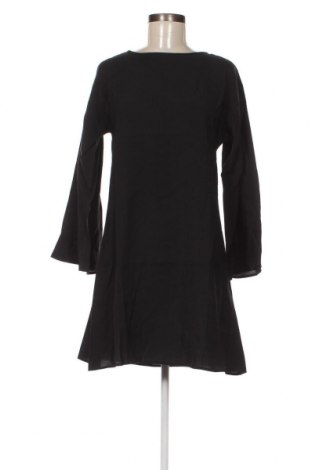 Kleid NA-KD, Größe S, Farbe Schwarz, Preis 7,89 €