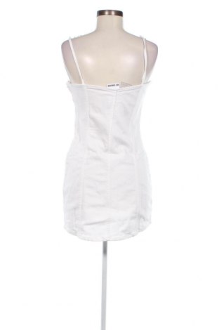 Kleid Neon & Nylon by Only, Größe S, Farbe Weiß, Preis € 8,41