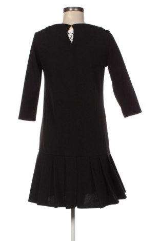 Φόρεμα Reserved, Μέγεθος S, Χρώμα Μαύρο, Τιμή 29,68 €