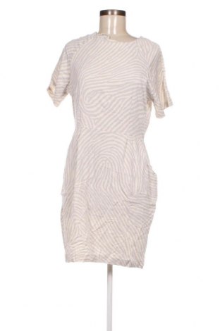 Šaty  SUIT, Veľkosť M, Farba Viacfarebná, Cena  15,72 €