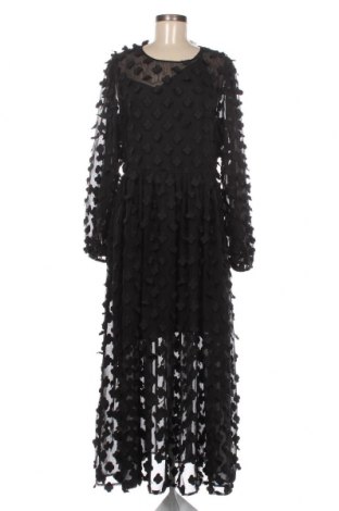 Рокля Selected Femme, Размер XL, Цвят Черен, Цена 104,55 лв.