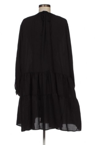 Kleid Selected Femme, Größe XXL, Farbe Schwarz, Preis 36,70 €