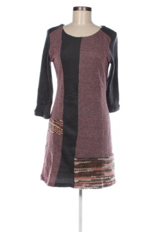 Kleid Smash, Größe M, Farbe Mehrfarbig, Preis 4,98 €