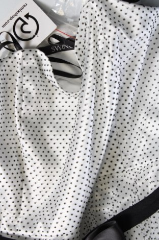Kleid Swing, Größe L, Farbe Weiß, Preis 89,38 €