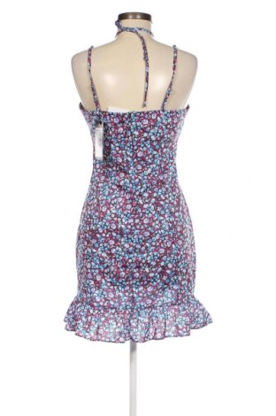 Kleid Trendyol, Größe L, Farbe Mehrfarbig, Preis 52,58 €
