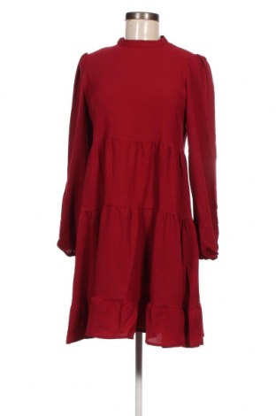 Kleid Trendyol, Größe M, Farbe Rot, Preis 7,89 €