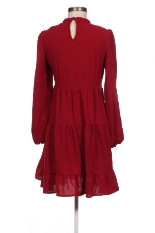 Šaty  Trendyol, Velikost M, Barva Červená, Cena  222,00 Kč