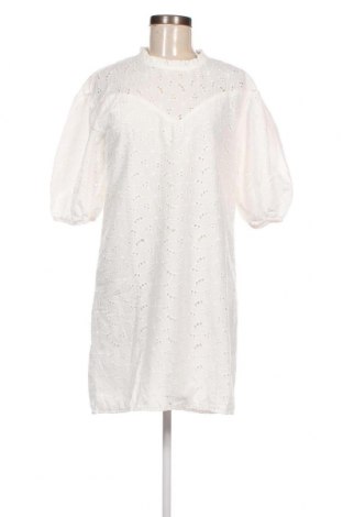 Šaty  Trendyol, Velikost M, Barva Bílá, Cena  296,00 Kč