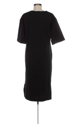 Šaty  Trendyol, Velikost S, Barva Černá, Cena  1 478,00 Kč