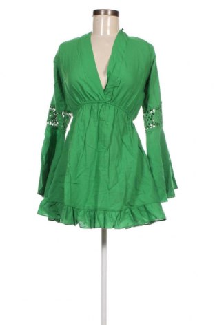 Kleid Trendyol, Größe M, Farbe Grün, Preis 29,97 €