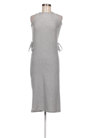 Φόρεμα Trendyol, Μέγεθος M, Χρώμα Ασημί, Τιμή 10,21 €