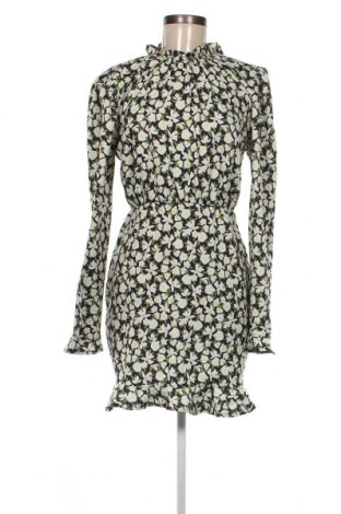 Kleid Trendyol, Größe M, Farbe Grün, Preis 10,46 €
