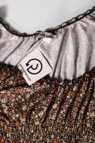 Φόρεμα Urban Outfitters, Μέγεθος S, Χρώμα Πολύχρωμο, Τιμή 21,03 €