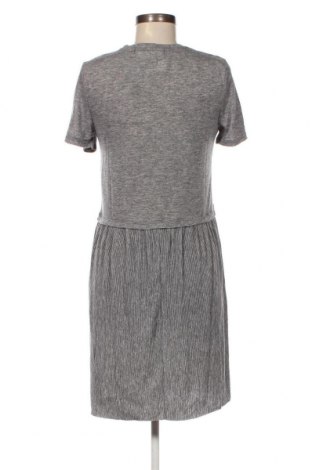 Kleid Vero Moda, Größe M, Farbe Grau, Preis 8,91 €