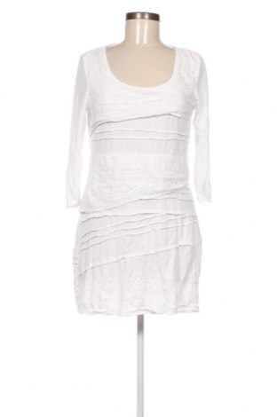 Kleid Yest, Größe S, Farbe Weiß, Preis € 3,55