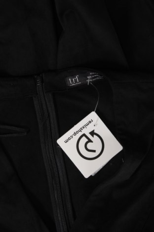 Šaty  Zara Trafaluc, Velikost XS, Barva Černá, Cena  161,00 Kč