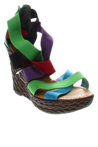 Sandale, Mărime 38, Culoare Multicolor, Preț 76,53 Lei