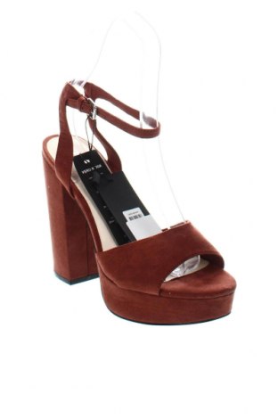 Sandalen Vero Moda, Größe 39, Farbe Braun, Preis 24,50 €