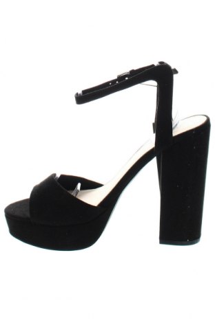 Sandalen Vero Moda, Größe 39, Farbe Schwarz, Preis € 23,94