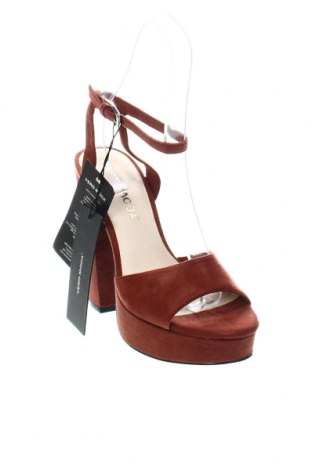 Sandalen Vero Moda, Größe 38, Farbe Braun, Preis 24,50 €