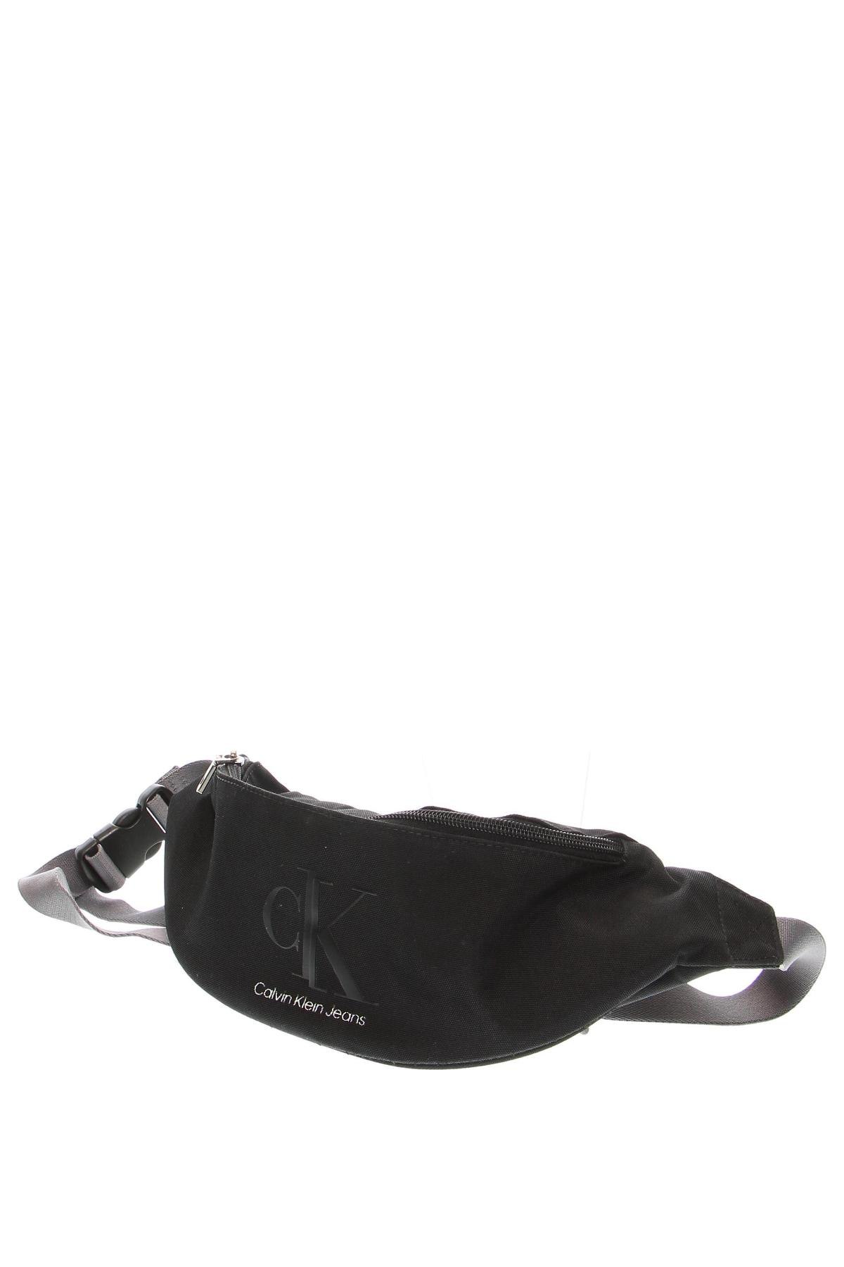 Чанта за кръст Calvin Klein Jeans, Цвят Черен, Цена 83,00 лв.