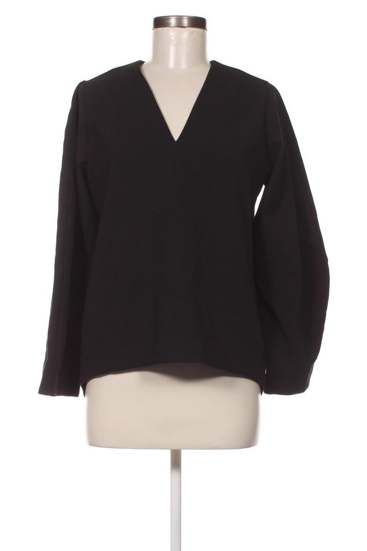 Дамска блуза In Wear, Размер XS, Цвят Черен, Цена 56,00 лв.