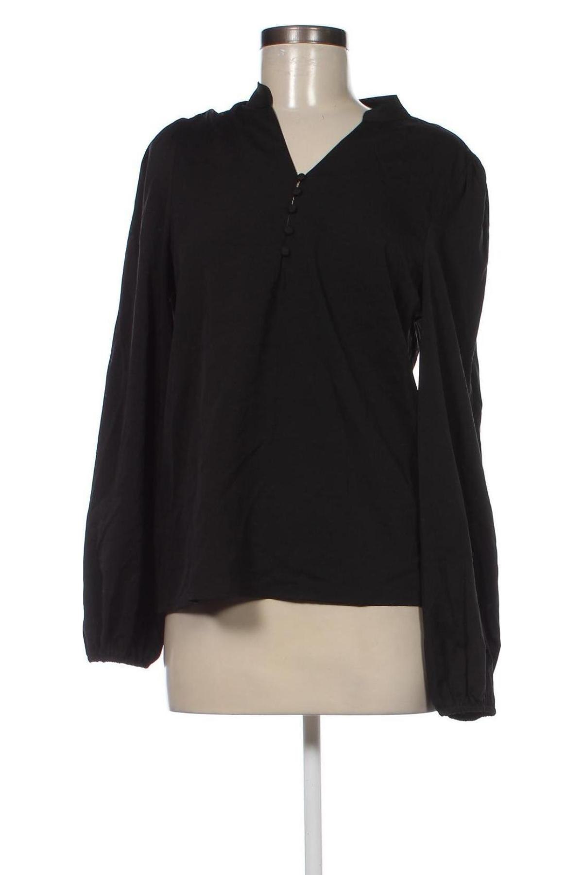 Дамска блуза VILA, Размер S, Цвят Черен, Цена 10,40 лв.