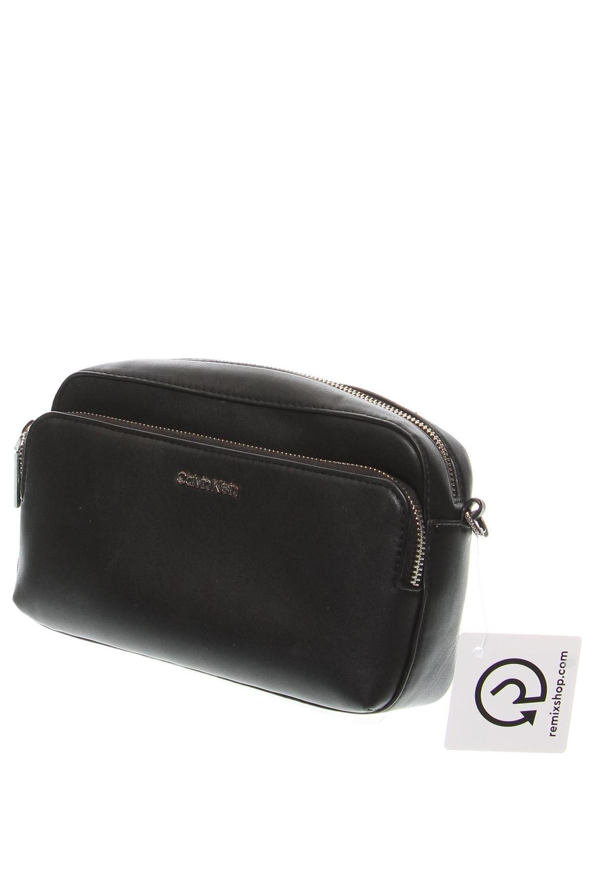 Дамска чанта Calvin Klein, Цвят Черен, Цена 70,70 лв.