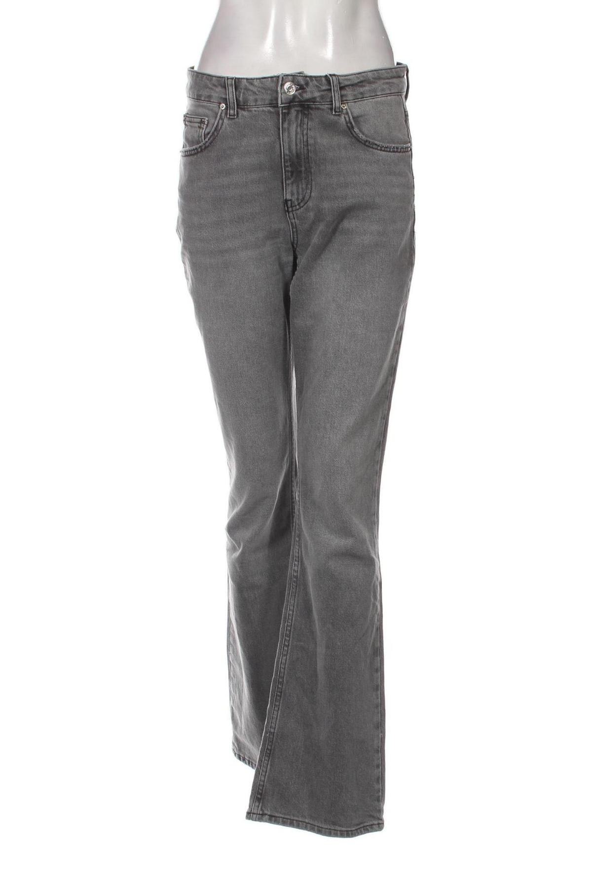 Damskie jeansy Perfect Jeans By Gina Tricot, Rozmiar M, Kolor Szary, Cena 181,25 zł