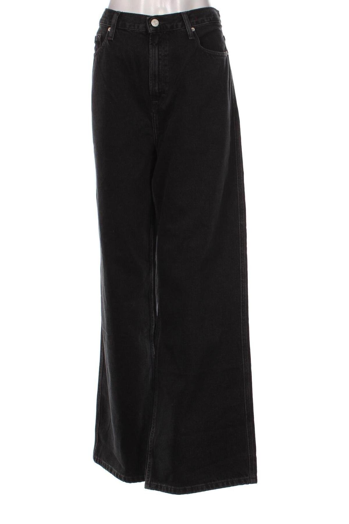Damen Jeans Tommy Jeans, Größe XL, Farbe Grau, Preis 56,26 €