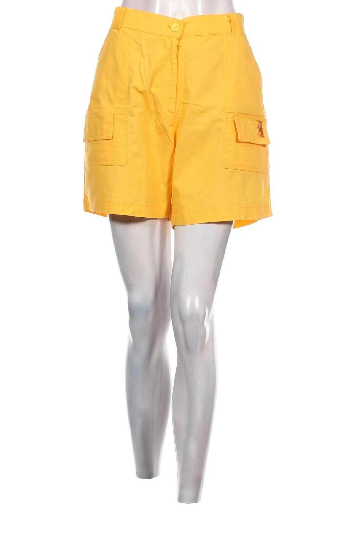 Дамски къс панталон Couleurs du Monde, Размер L, Цвят Жълт, Цена 5,17 лв.